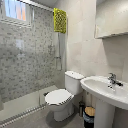 Yourhouse Oasis Urbano * Ourense